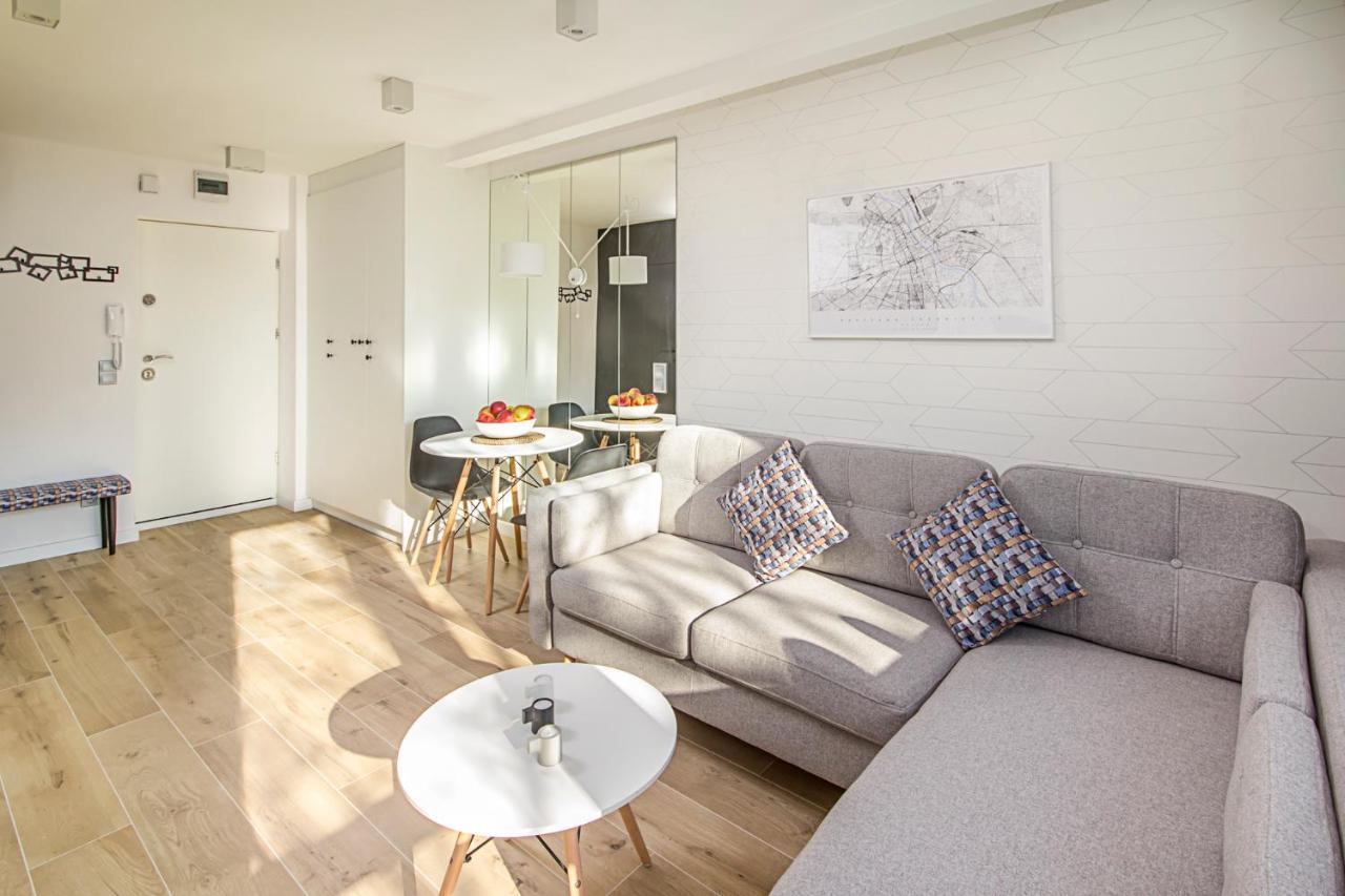 Nowogrodzka 17 Studio By Homeprime Warsaw Ngoại thất bức ảnh