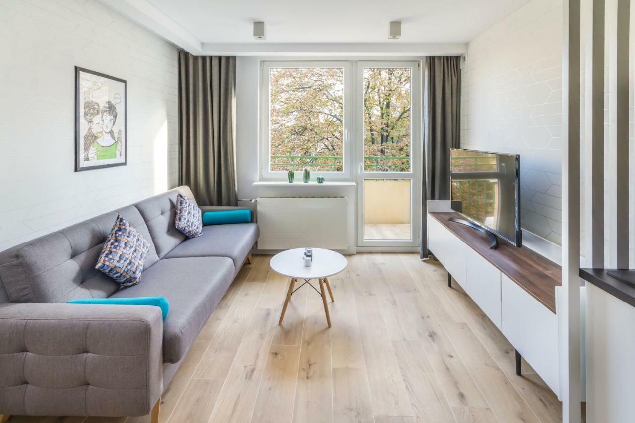 Nowogrodzka 17 Studio By Homeprime Warsaw Ngoại thất bức ảnh